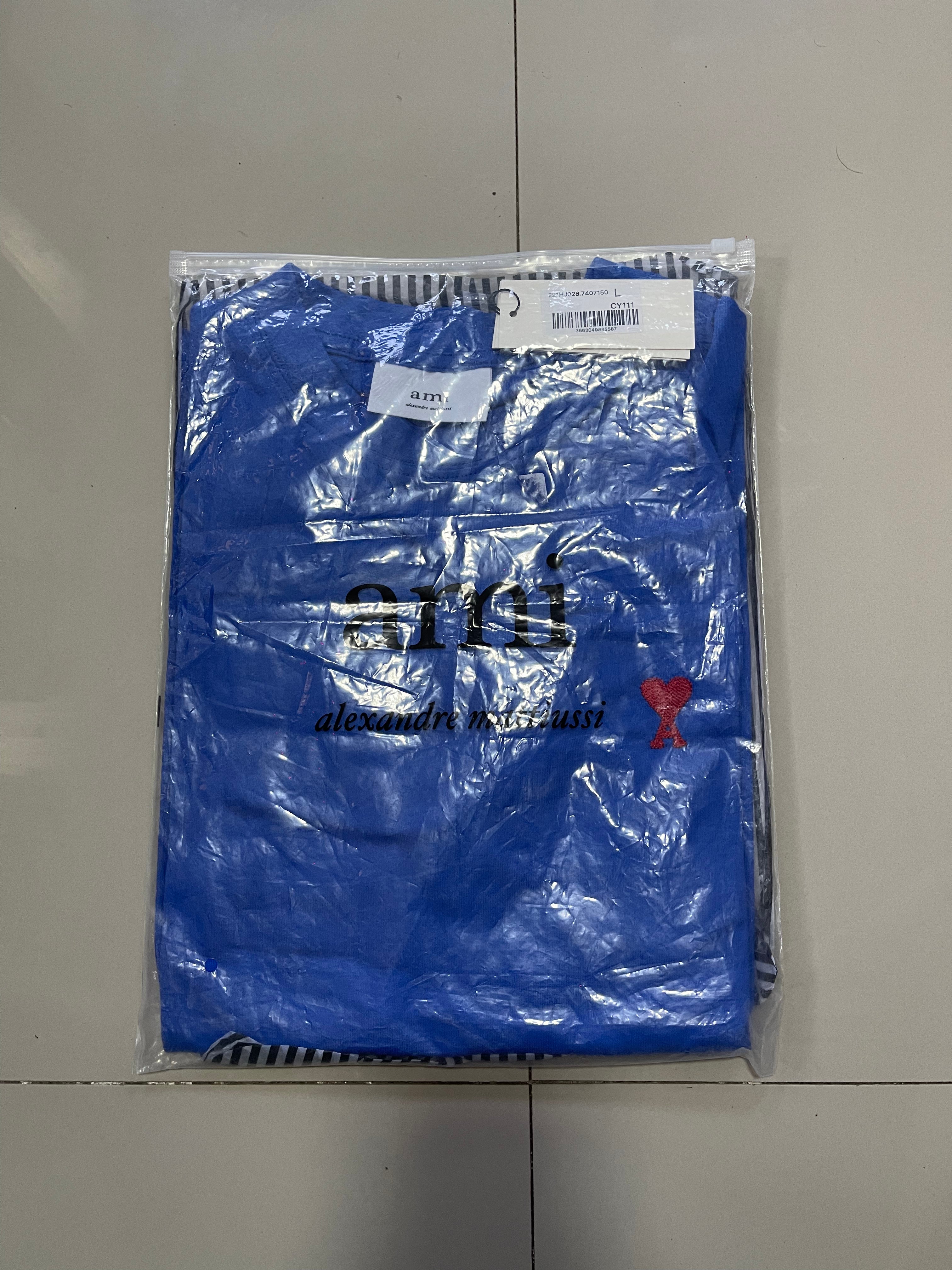AMI small logo tee royal blue