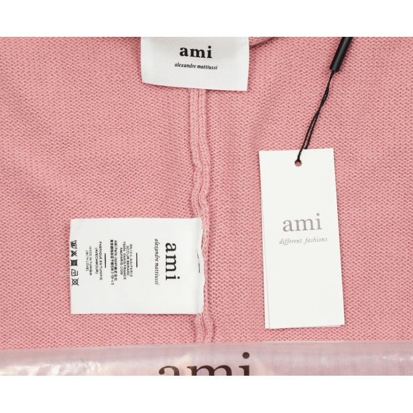Ami De Coeur small logo Vest