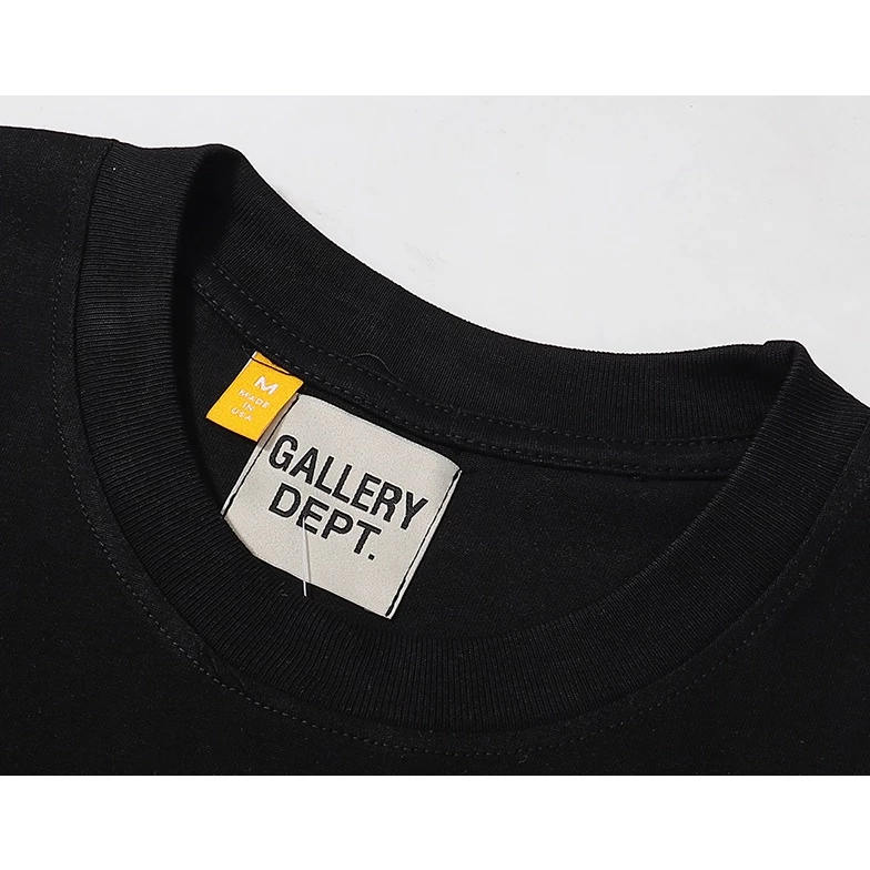 Gallery Dept. MIDDLE tee